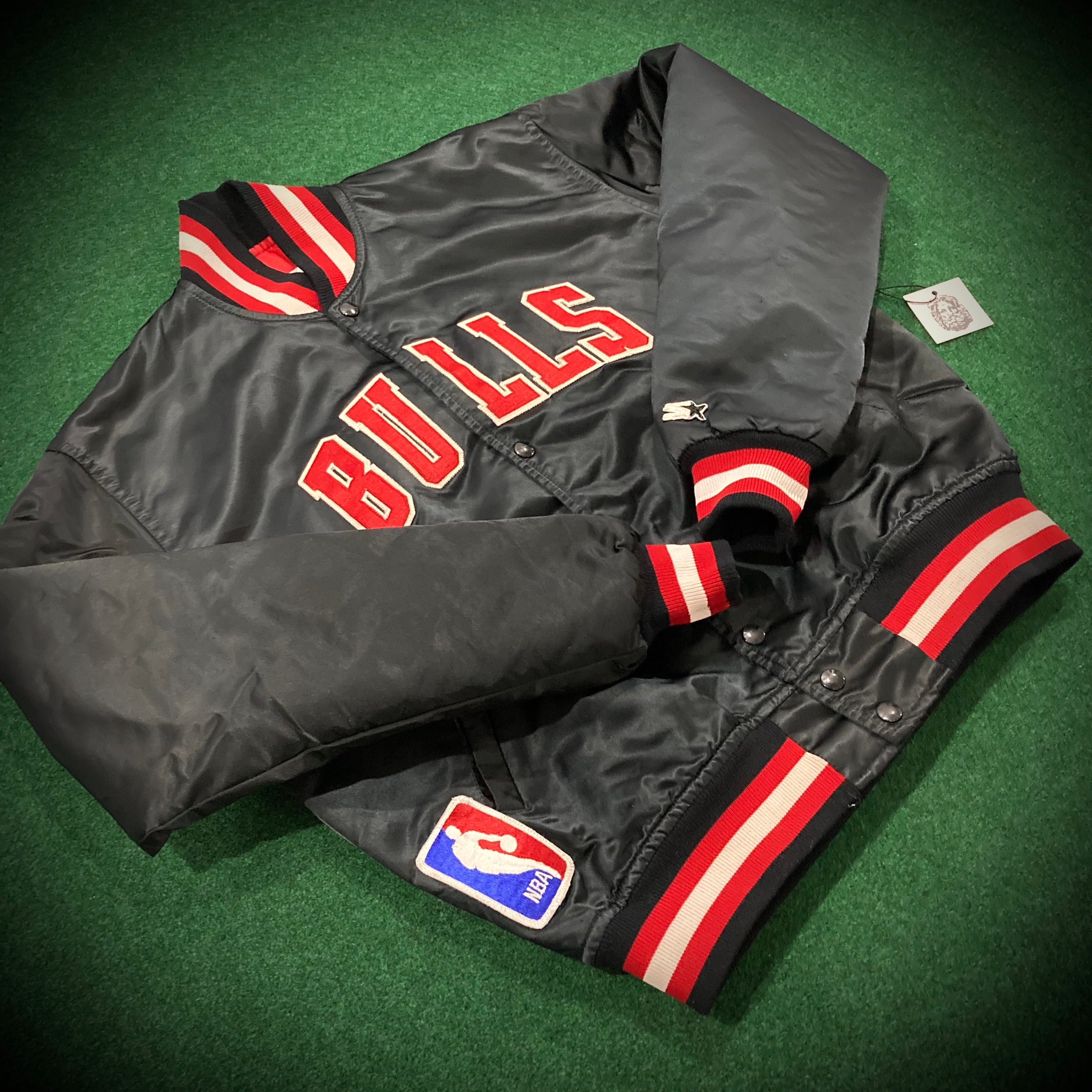 STARTER, Jackets & Coats, Vintage Starter Chicago Bulls Nylon Pullover  Jacket With Side Zipper
