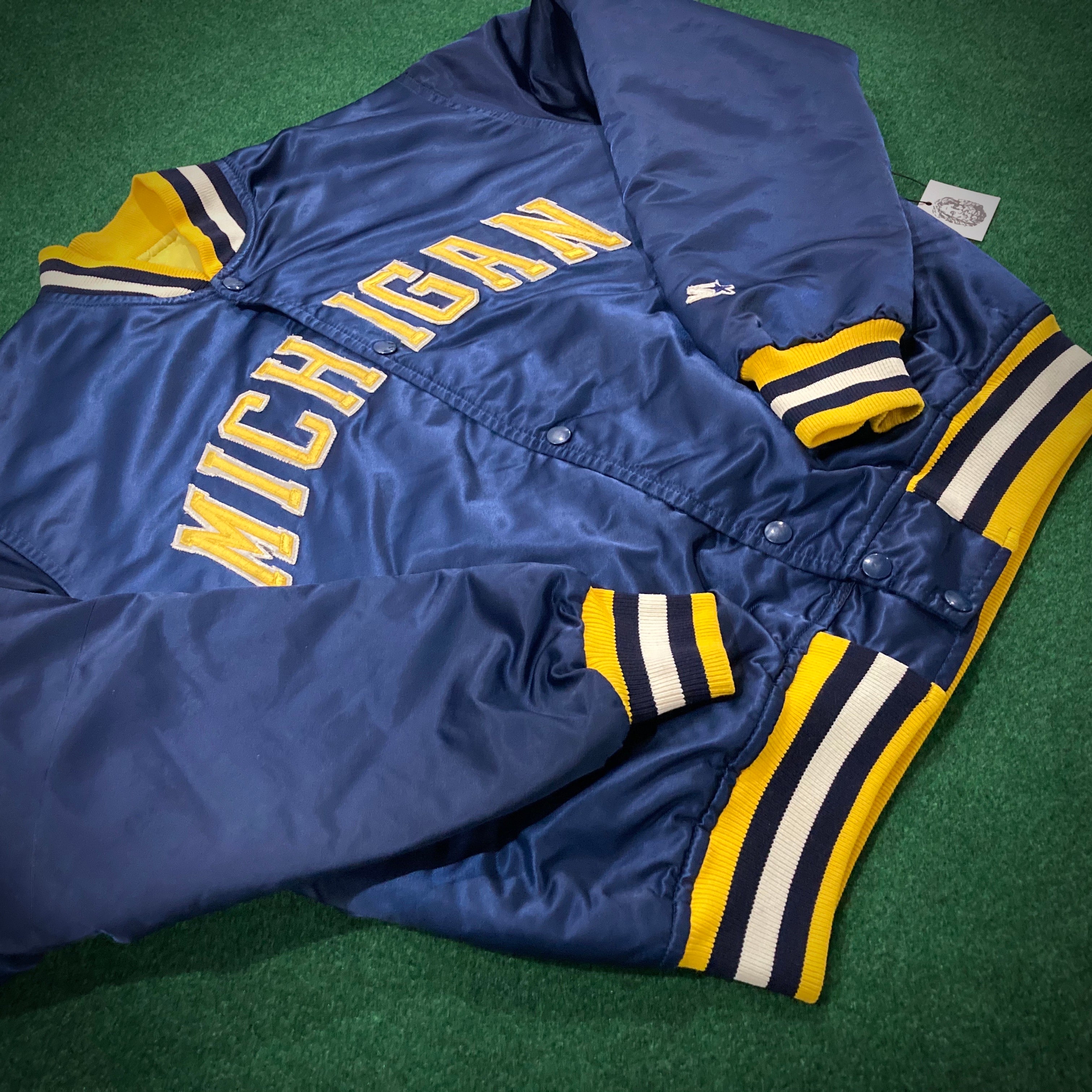 VTG 90s NCAA University of Michigan Wolverines Starter Pullover